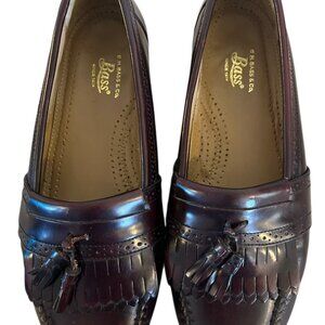 GH Bass Co  Men's Weejuns Kiltie Brown Tassel Leather Loafers Sz 9